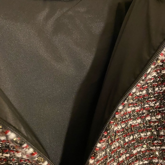 Calvin Klein Woven Wool With Sequins Pencil  Skirt - Picture 4 of 10